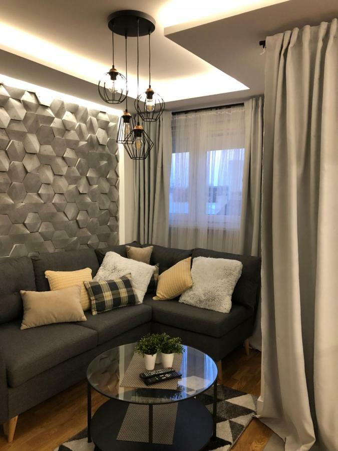 Family & Business Sauna Apartments Rynek Centrum Downtown - 2 Bedroom With Private Sauna, Balcony, Parking Kielce Kültér fotó